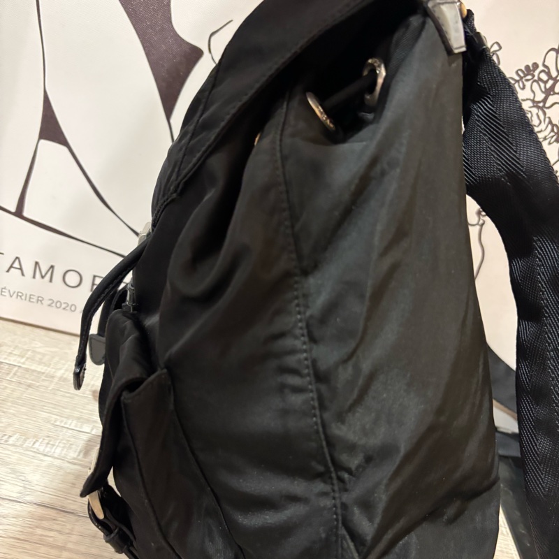 Prada 黑色尼龍後背包-3
