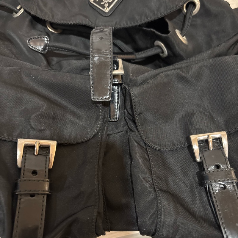 Prada 黑色尼龍後背包-10