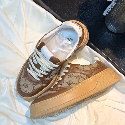 GUCCI/古馳 深棕色雙G滿印餅乾鞋