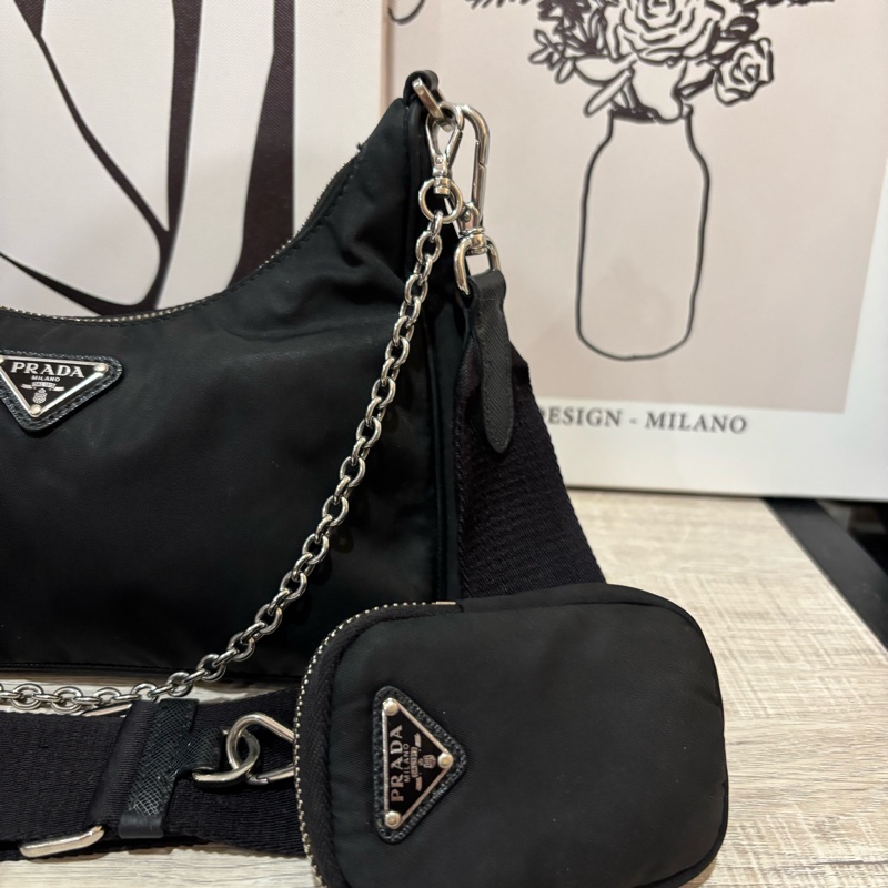 PRADA 普拉達 經典TESSUTO三角LOGO尼龍 三合一包-4