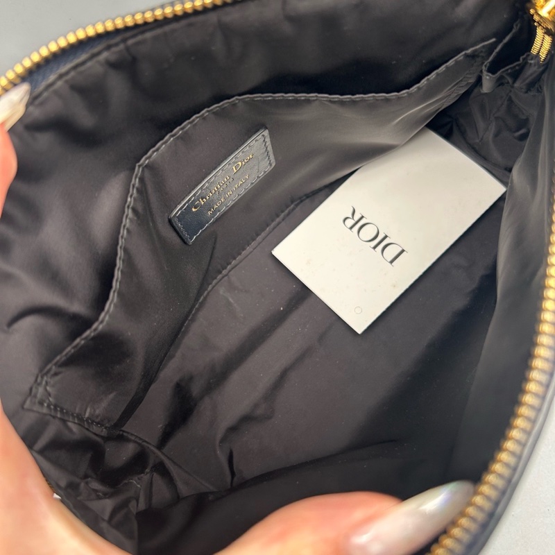 Dior · 經典刺繡老花斜背包-9