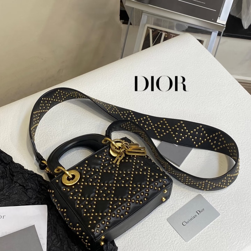 Dior • Lady Dior 經典黑金牛皮卯釘三格戴妃-1