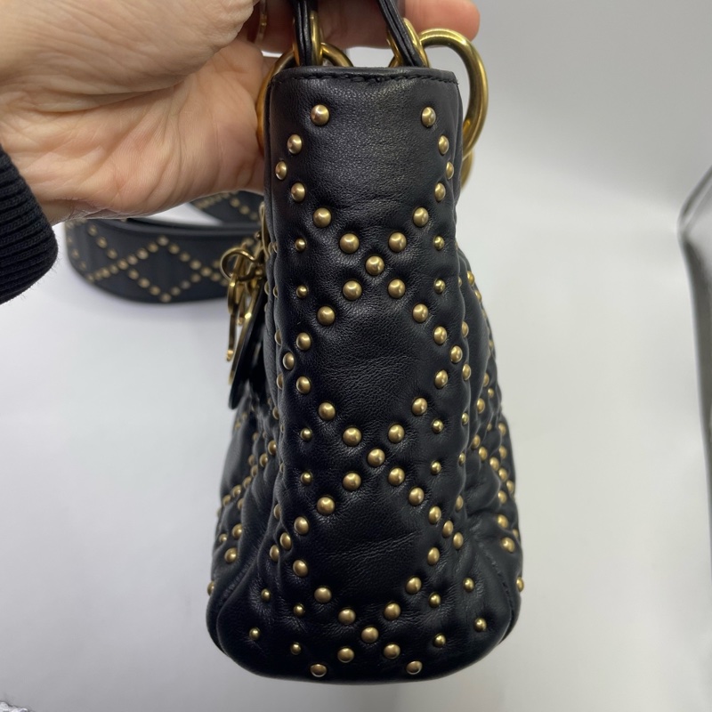 Dior • Lady Dior 經典黑金牛皮卯釘三格戴妃-7