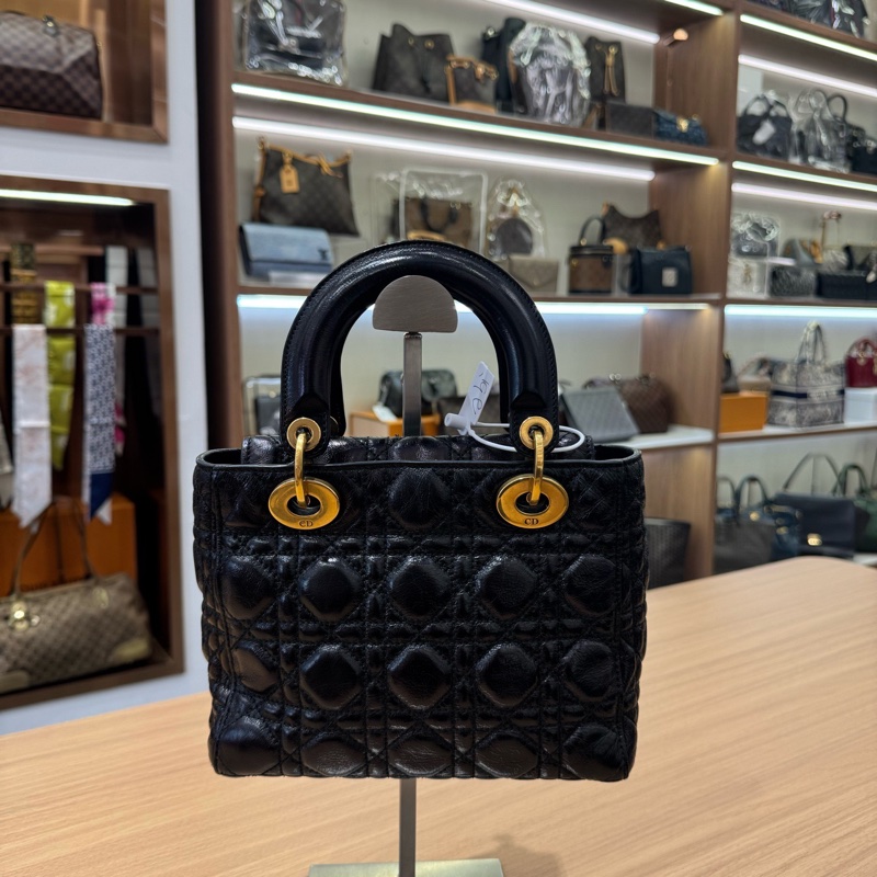 Dior • Lady Dior 經典黑金油臘牛皮四格戴妃包-3