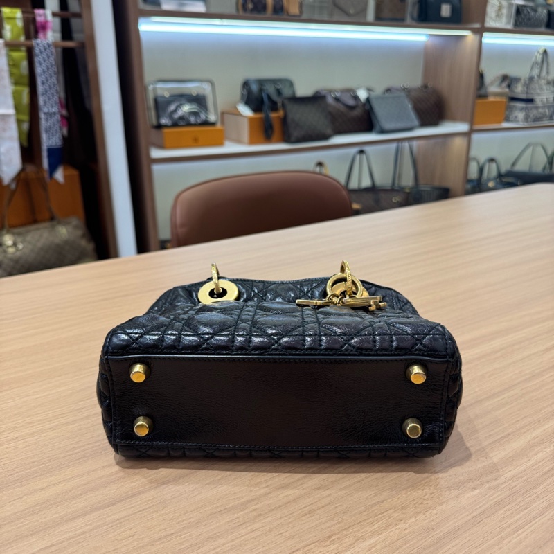 Dior • Lady Dior 經典黑金油臘牛皮四格戴妃包-6
