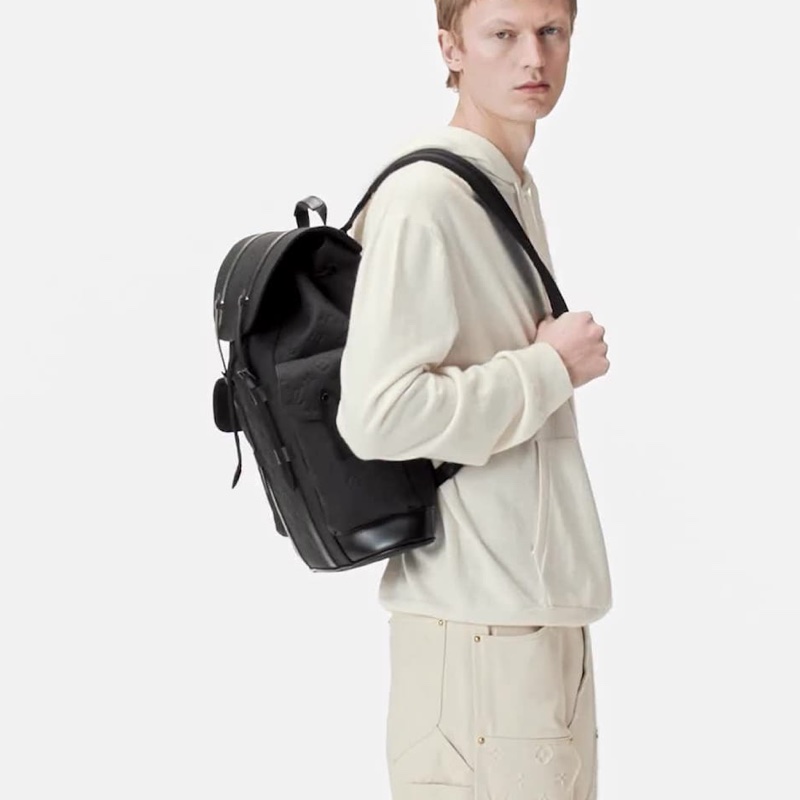 路易威登LV黑色牛皮Christopher MM後背包M55699 經典帥氣登山包天菜 🖤-1