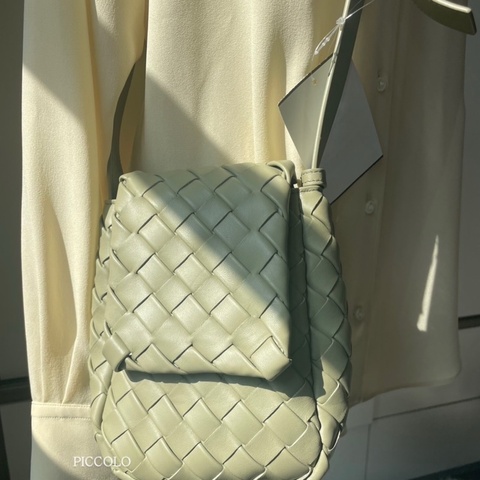 Bottega Veneta Mini Cobble 小羊皮 經典BV編織包