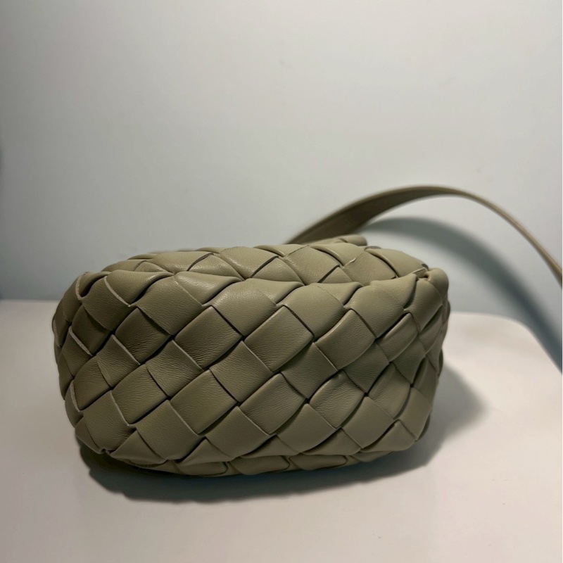 Bottega Veneta Mini Cobble 小羊皮 經典BV編織包-8