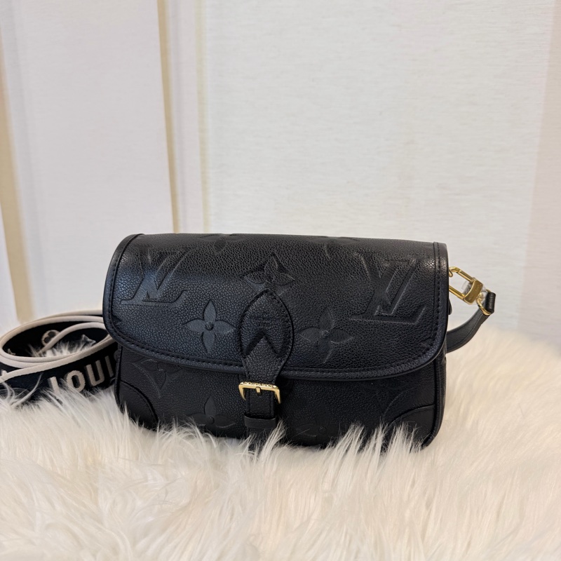 LV Diane 黑牛皮 皮革肩背帶 +斜背帶-6