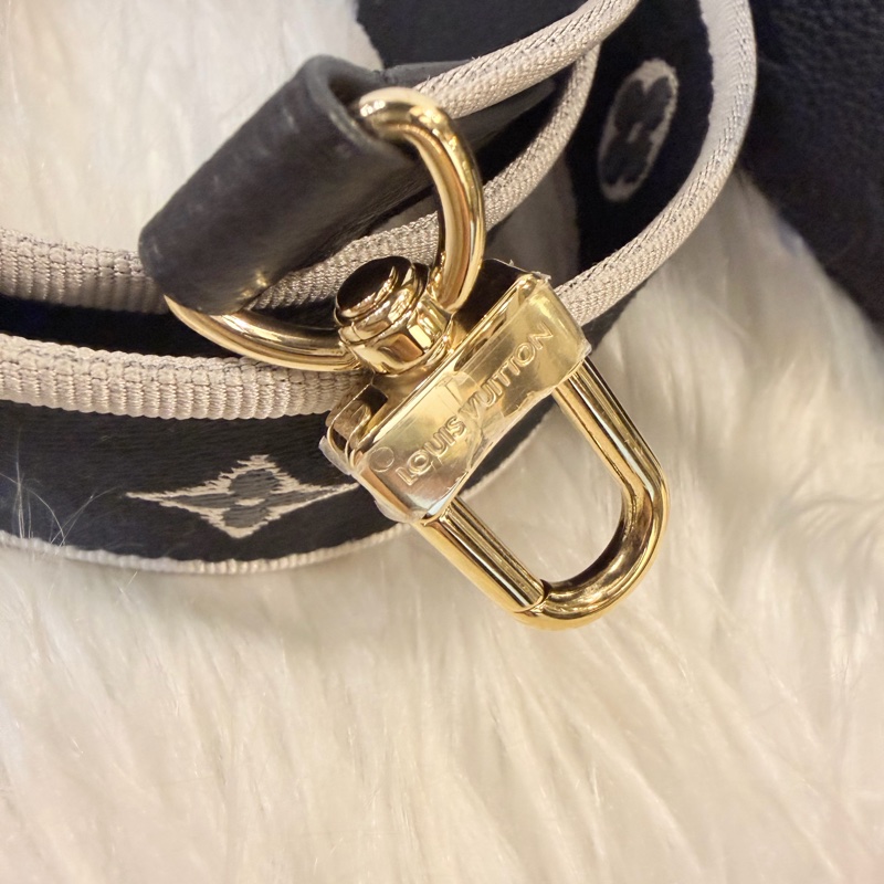 LV Diane 黑牛皮 皮革肩背帶 +斜背帶-18
