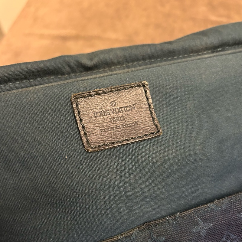 絕版 Louis Vuitton 深藍色 Monogram mini Denise 牛仔布 郵差包-8