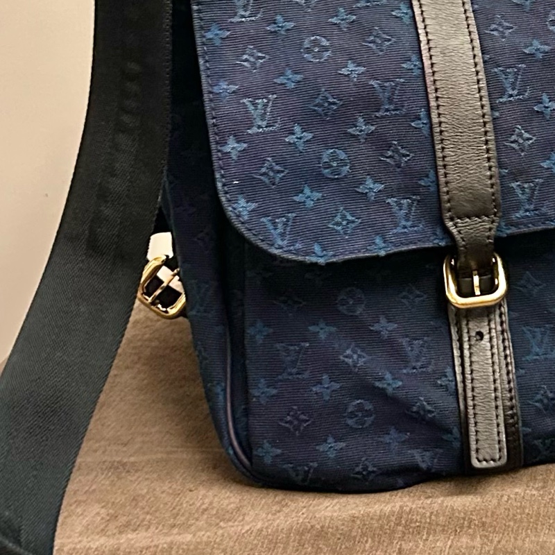 絕版 Louis Vuitton 深藍色 Monogram mini Denise 牛仔布 郵差包-10