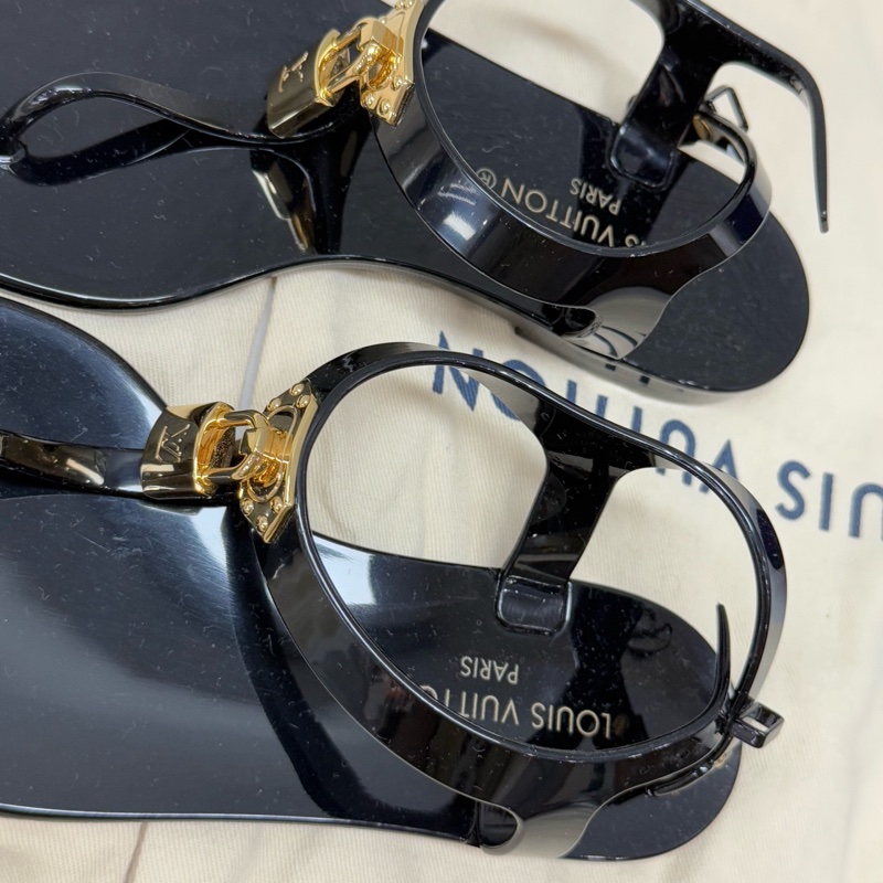 Louis Vuitton 路易威登 一字帶 涼鞋 女款 黑色 35碼 配塵袋-4