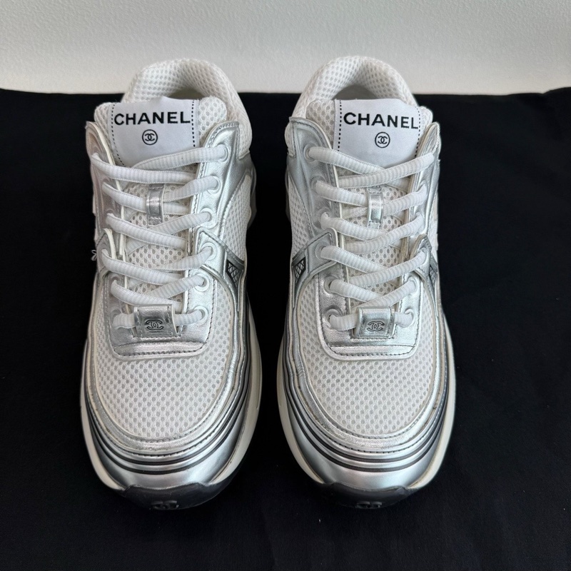 CHANEL香奈兒 銀角大王  皮革 徽標 白銀色 36碼-1