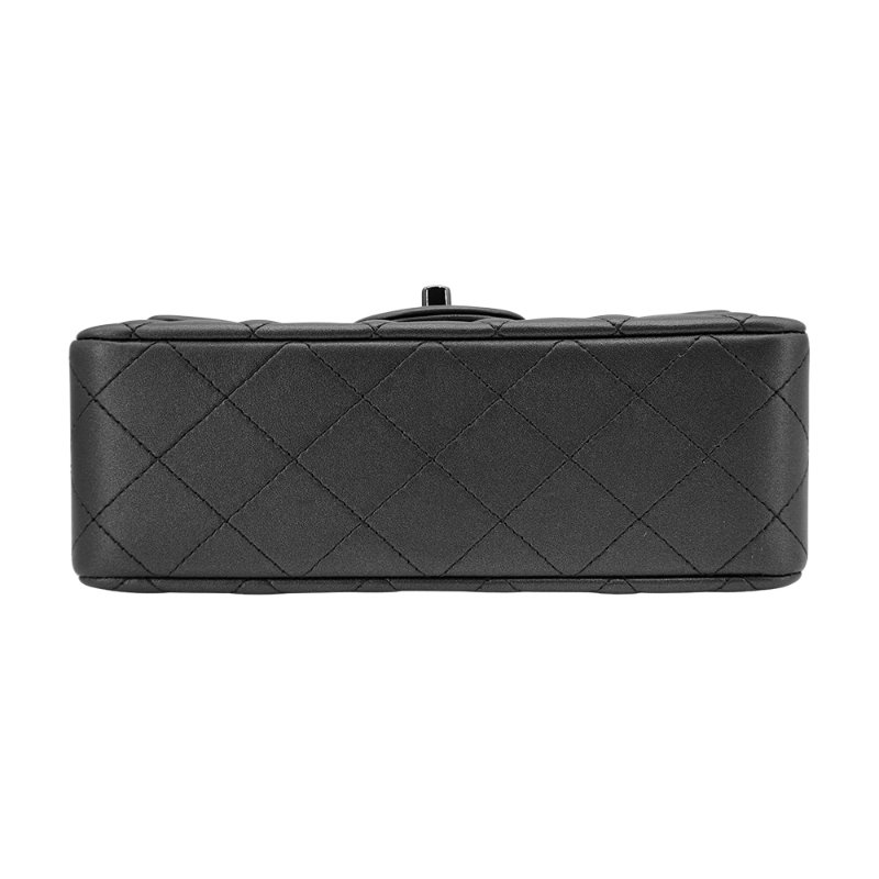 Chanel 展示品 So Black 黑雙C菱格粒紋羊皮斜背包-20cm(A69900-黑)-3