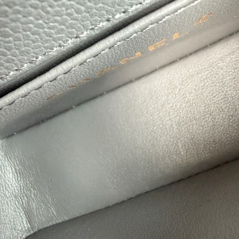 Chanel miniLeboy灰色金扣 荔枝皮 15*10*5.5  95新 配件塵袋-8