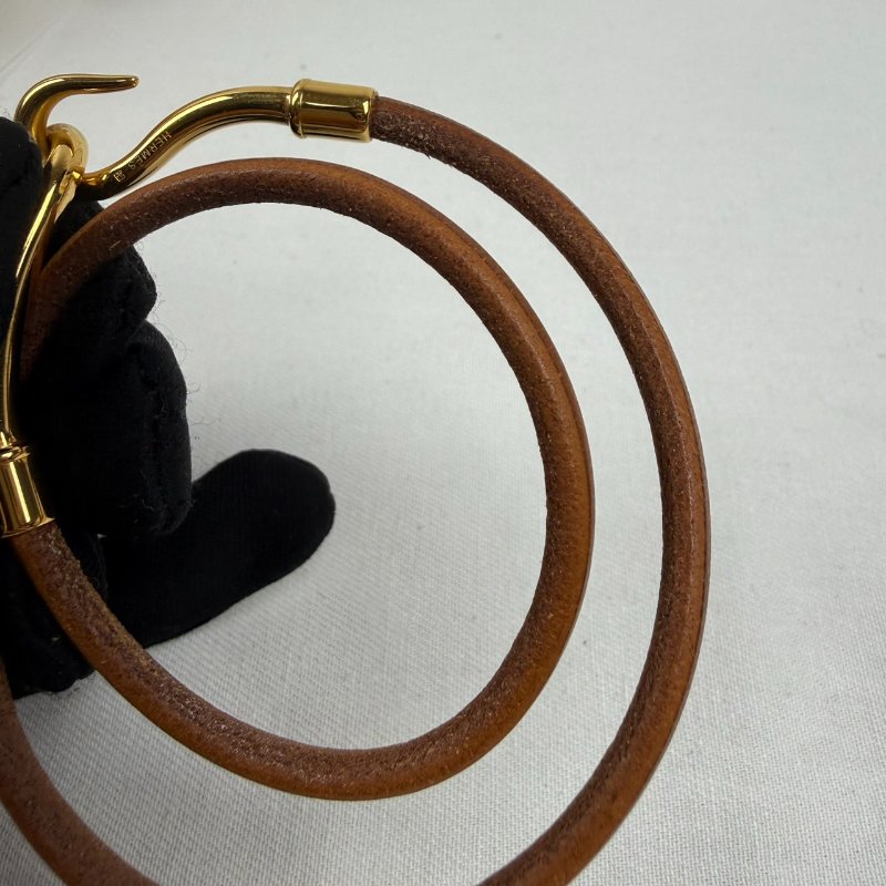 狀態良好 HERMES 愛馬仕 金勾雙圈皮革手環 男女適用-2
