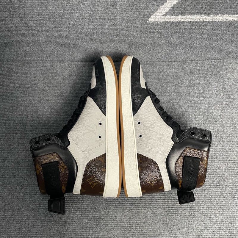 Louis Vuitton 路易威登三色老花高幫板鞋40碼🧡-5