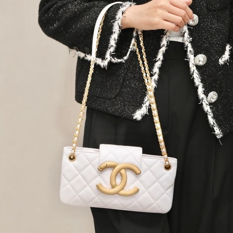 Chanel 24C法棍包 白金羊皮 芯片款 24×11.5 *3 9新 配件塵袋