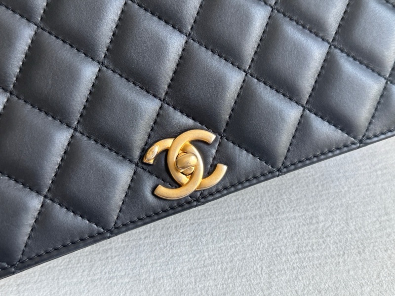 Chanel香奈兒 黑金鍊條包，27開有卡 98新-6