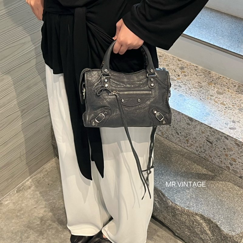 🏷Balenciaga 迷你機車包(灰銀)-1