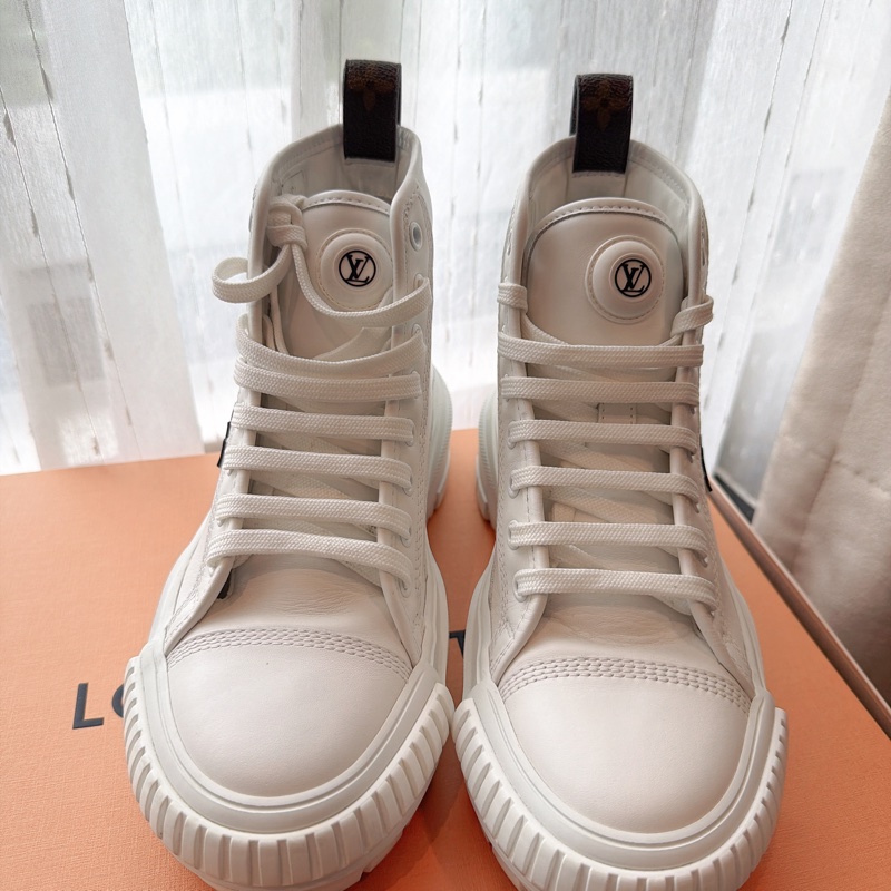 二手精品自賣❤️LV高筒老花皮標logo小白鞋.高筒鞋.餅乾鞋👟小增高效果.35號.全配-12