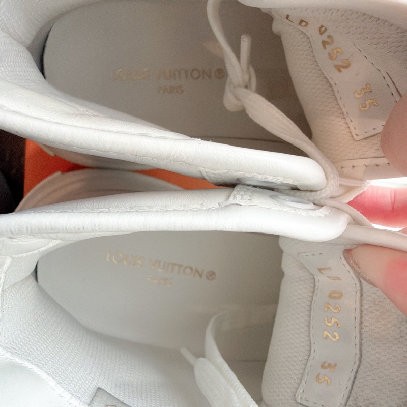 二手精品自賣❤️LV高筒老花皮標logo小白鞋.高筒鞋.餅乾鞋👟小增高效果.35號.全配-16