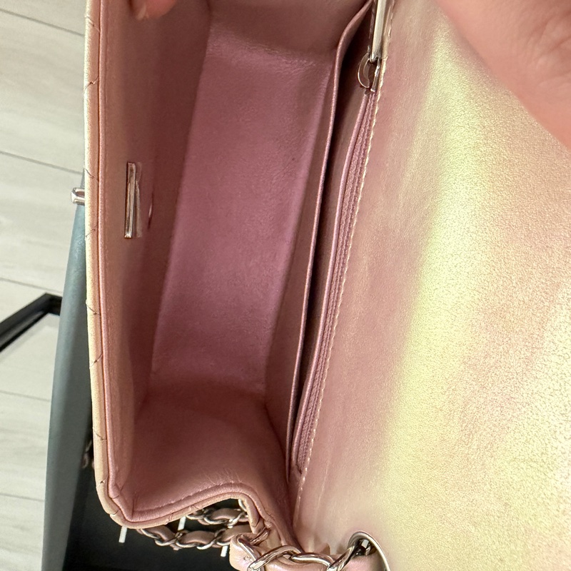chanel minicoco美人魚粉 銀扣 方胖子-8