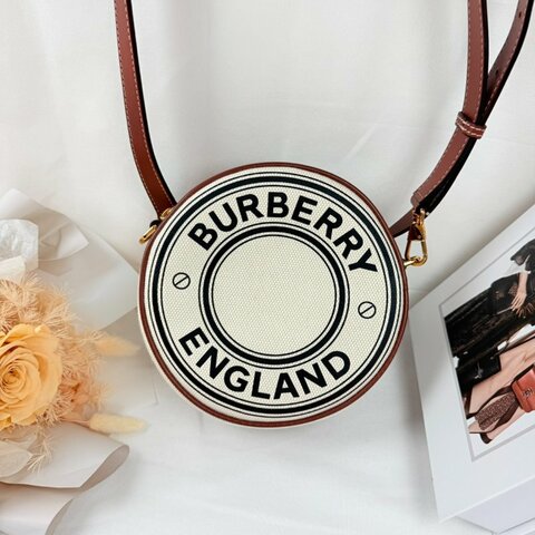 近新狀態良好BURBERRY LOUISE帆布圓餅包 胸背/斜背/側背三用包