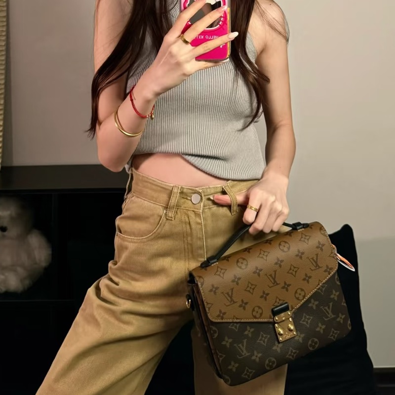 Louis Vuitton路易威登老花拼色郵差包芯片款👩🏻‍🎨-32