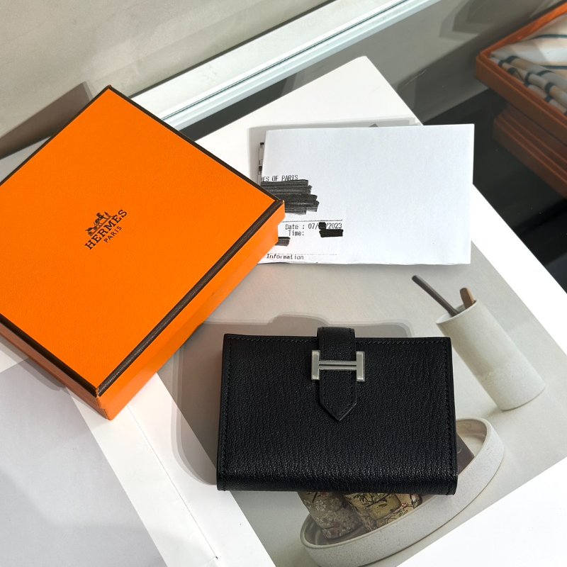 HERMES Bearn雙折卡包 - 黑 B-7