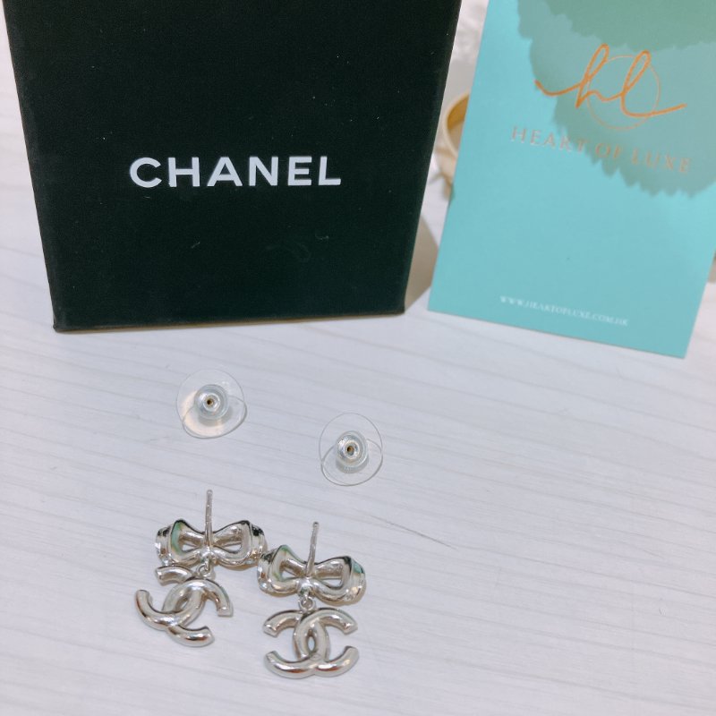 TK2000 香奈兒 蝴蝶水鑽 耳環 Chanel Ribbon With CC Logo Crystal x PHW Earrings-7