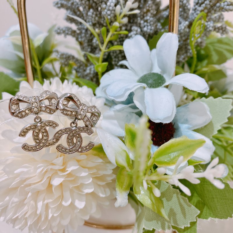 TK2000 香奈兒 蝴蝶水鑽 耳環 Chanel Ribbon With CC Logo Crystal x PHW Earrings-10
