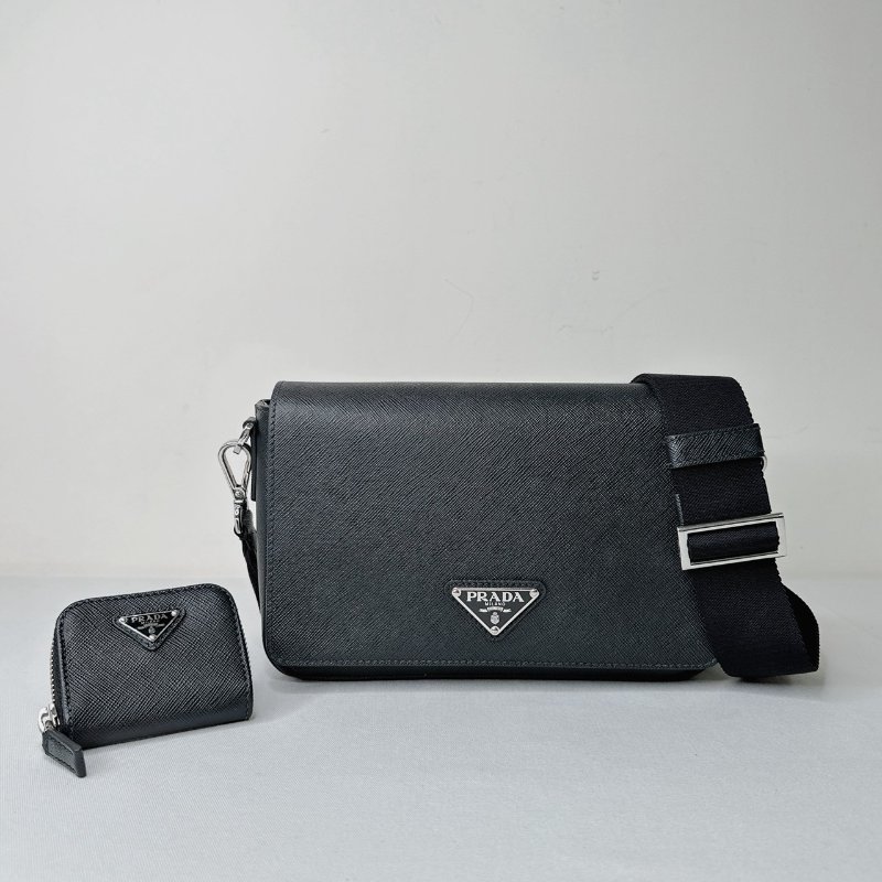 PRADA Saffiano皮革翻蓋斜背包-0