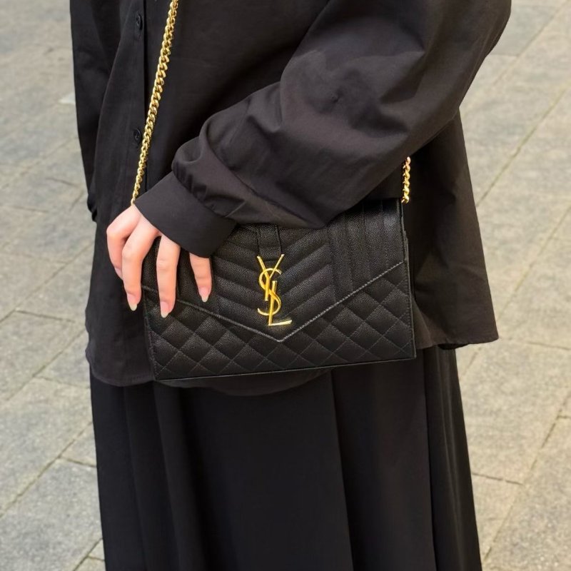 ️YSL envelope黑金信封包 中號 黑色 金扣 22.5*15*2 99新配件盒子 塵袋-0