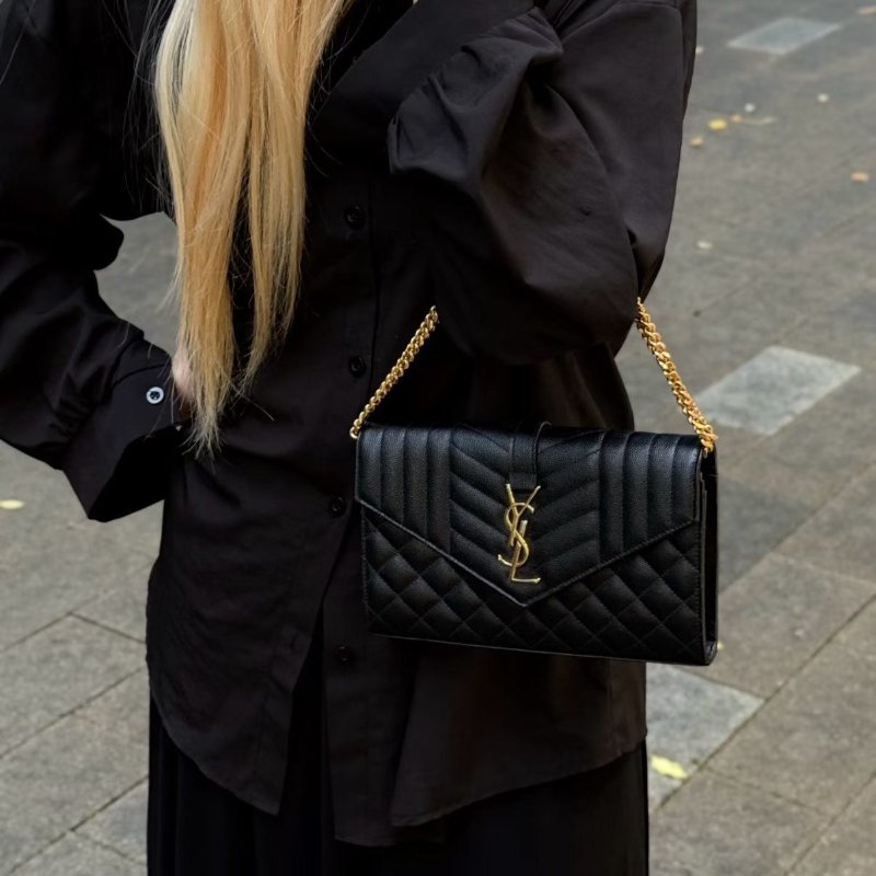 ️YSL envelope黑金信封包 中號 黑色 金扣 22.5*15*2 99新配件盒子 塵袋-1