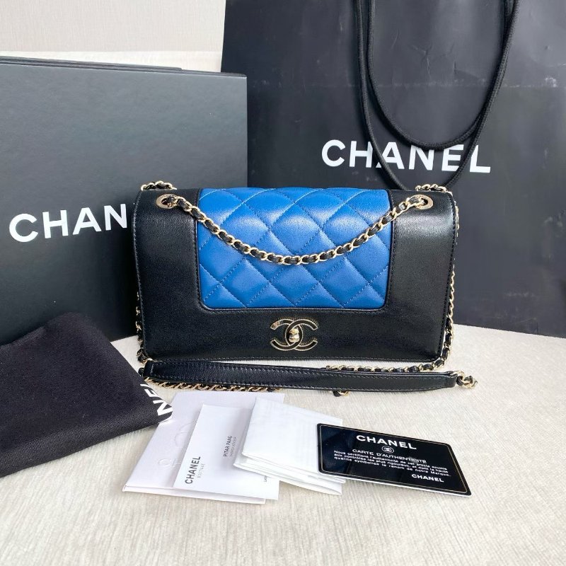 Chanel 琺瑯扣翻蓋鏈條包 黑藍拼色 金扣 牛皮 23*14*6 99新配件盒子 塵袋 保卡 購證-2