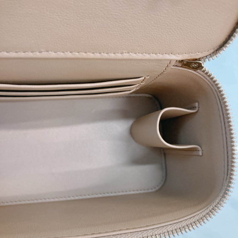 MS0723 Chanel 香奈兒米色化妝盒子鏈條包 金扣 Vanity Case Gold Bead Beige x GHW-18