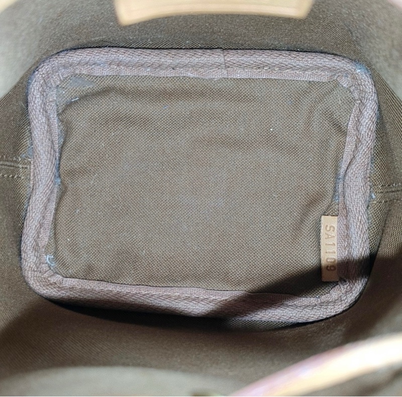 LV Nano单肩包 配件齐全-10