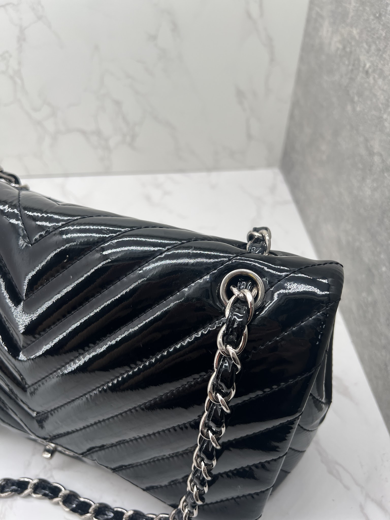 香緹國際精品 CHANEL 漆皮 Jumbo CF 鏈帶肩背包 1002-1