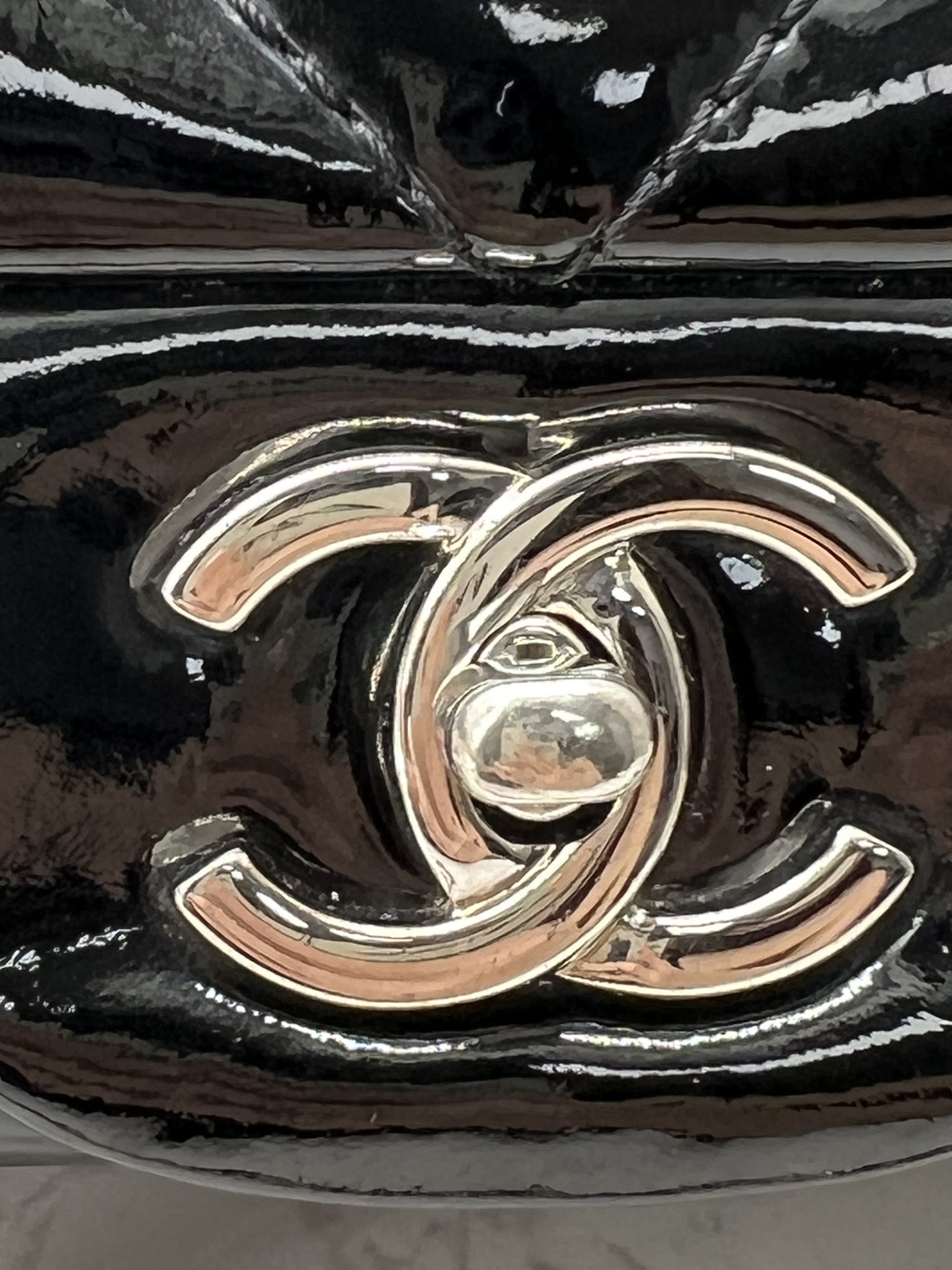 香緹國際精品 CHANEL 漆皮 Jumbo CF 鏈帶肩背包 1002-5