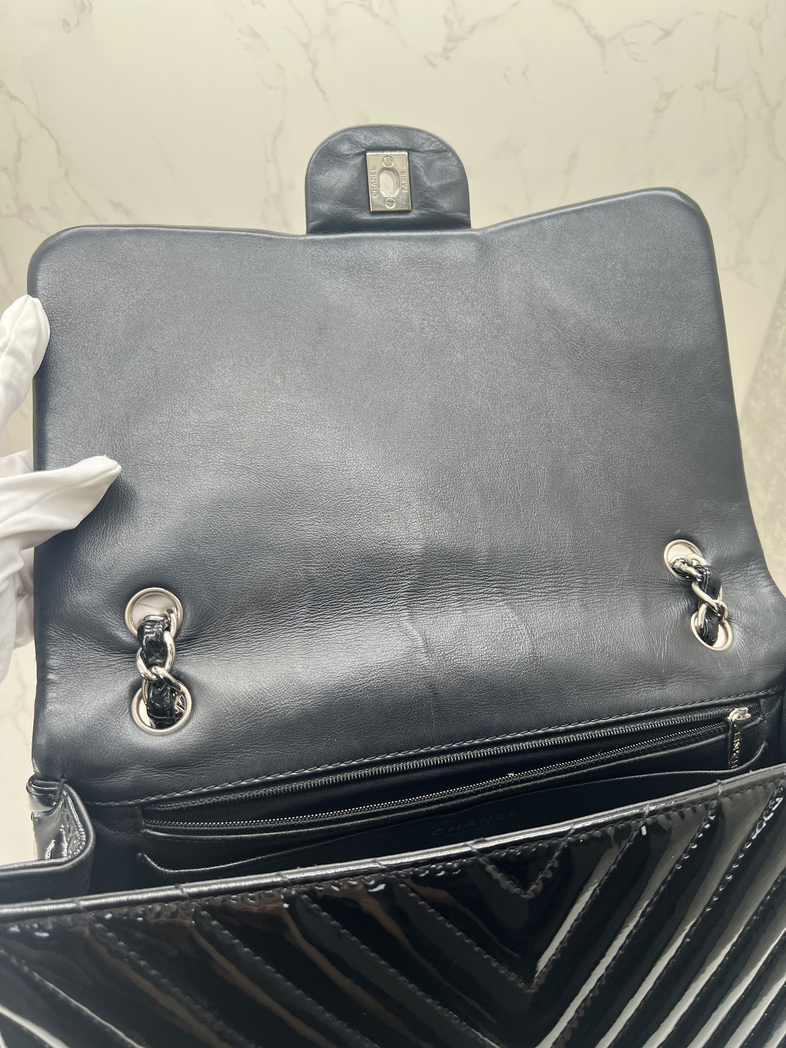 香緹國際精品 CHANEL 漆皮 Jumbo CF 鏈帶肩背包 1002-11