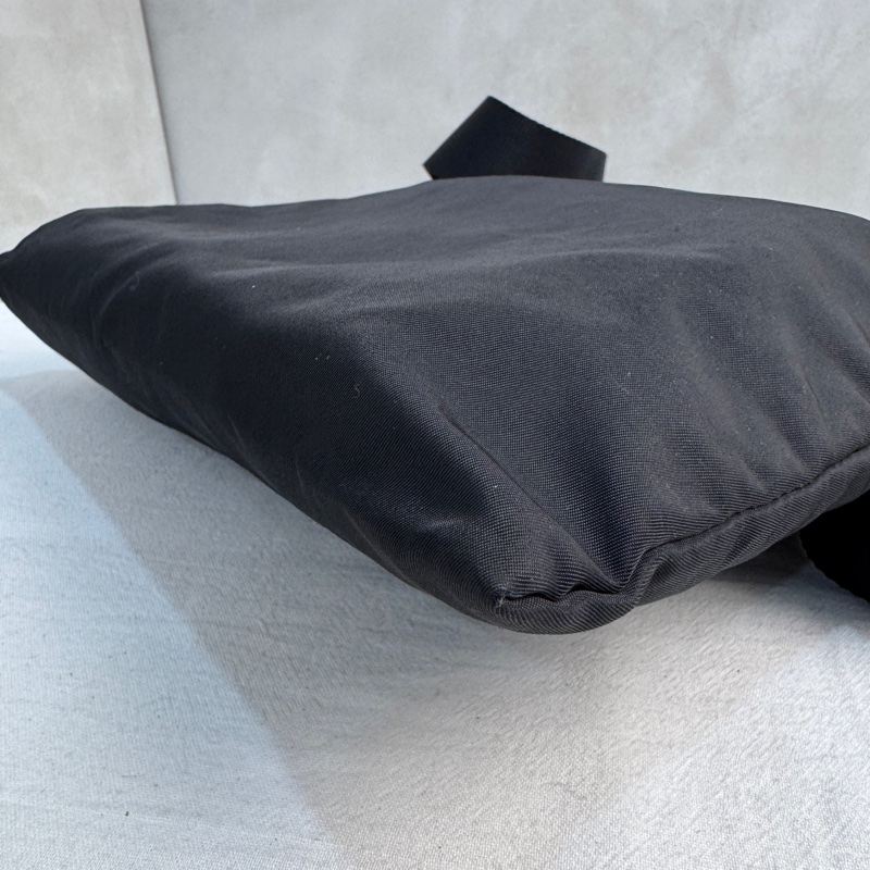 【赫蒂國際精品】Prada 黑色尼龍斜背包 vintage 二手 中古-13
