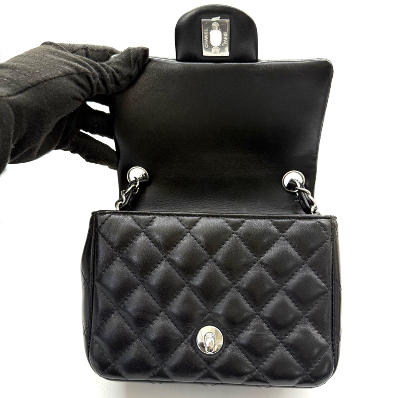 CHANEL 香奈兒 黑色羊皮MINI鏈條斜背包 RFID MICROCHIP A35200-6
