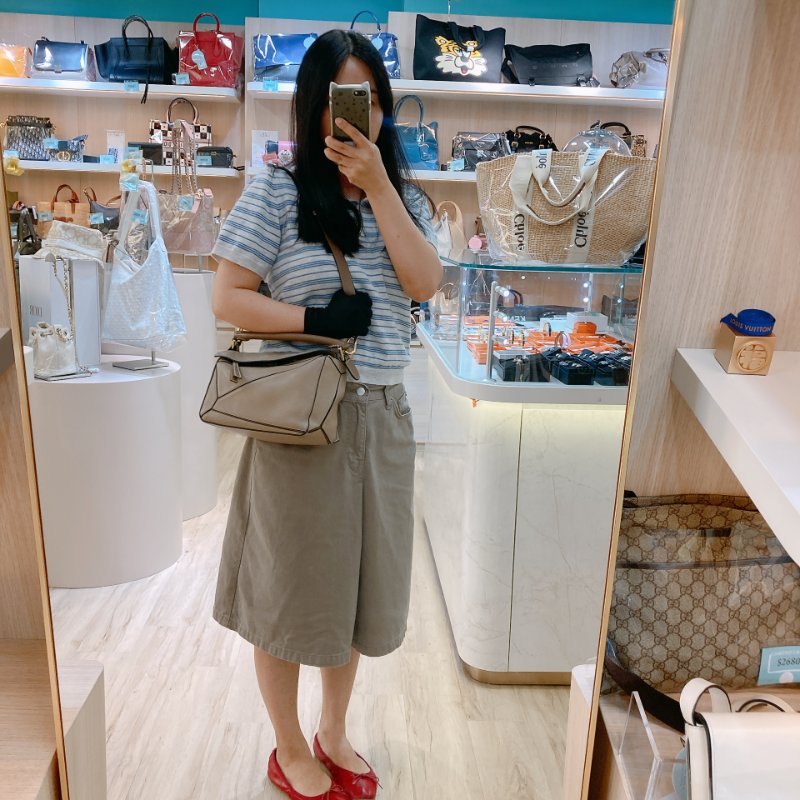 MS0719 Loewe 羅意威拼圖包 小號顆粒牛皮 沙色金扣 Puzzle Small Grained Calfskin Sand x GHW-2