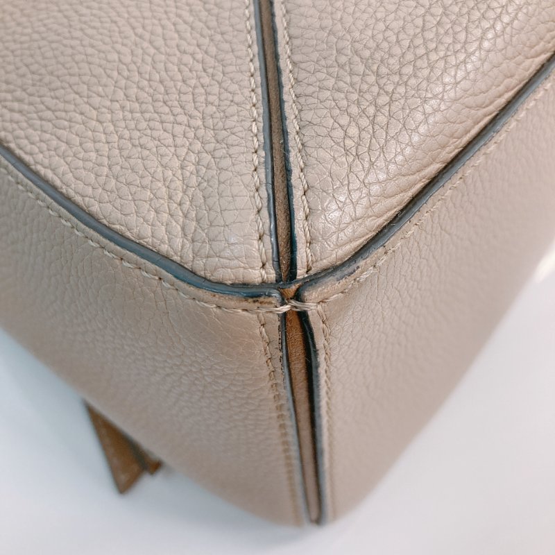 MS0719 Loewe 羅意威拼圖包 小號顆粒牛皮 沙色金扣 Puzzle Small Grained Calfskin Sand x GHW-9