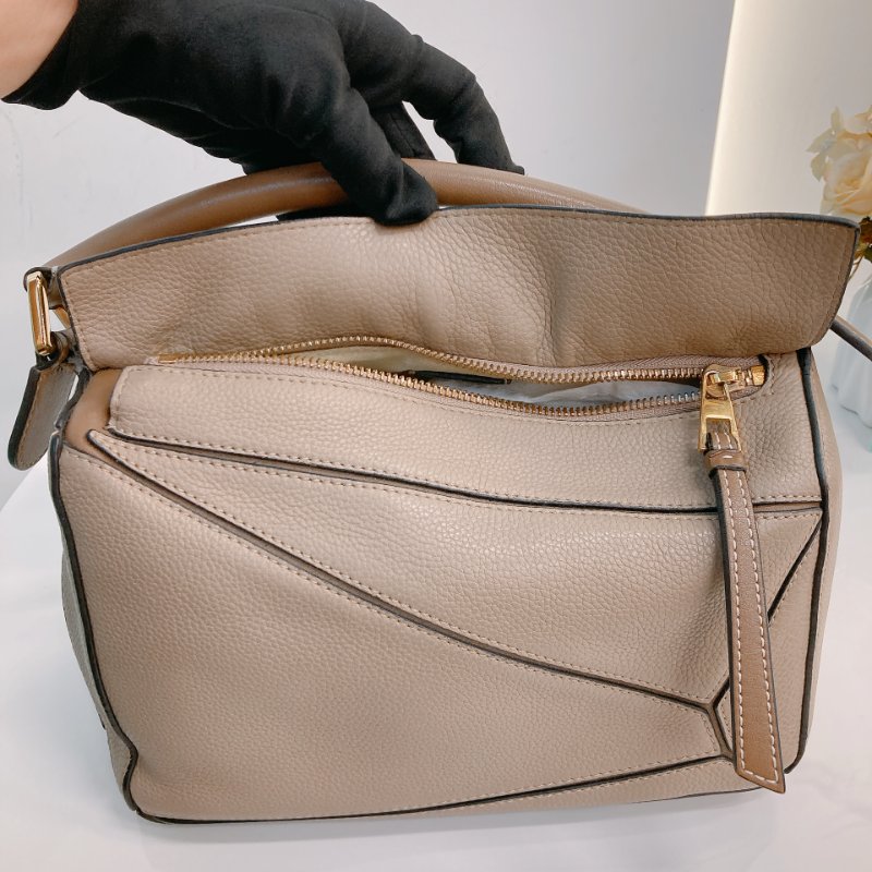 MS0719 Loewe 羅意威拼圖包 小號顆粒牛皮 沙色金扣 Puzzle Small Grained Calfskin Sand x GHW-16