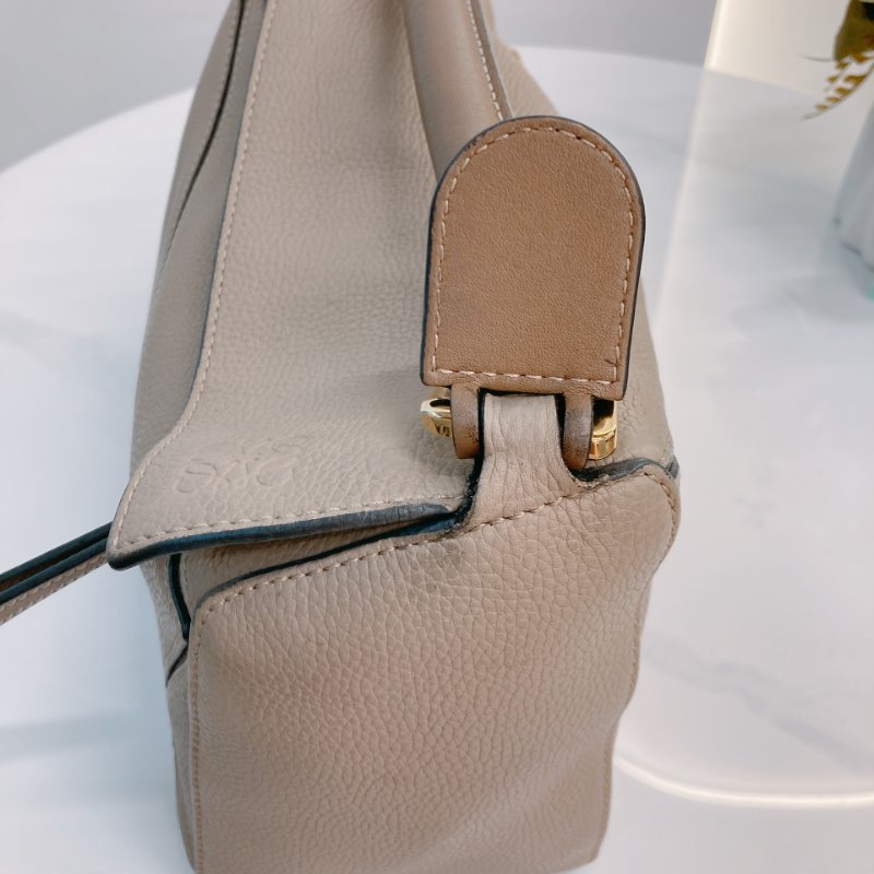 MS0719 Loewe 羅意威拼圖包 小號顆粒牛皮 沙色金扣 Puzzle Small Grained Calfskin Sand x GHW-23