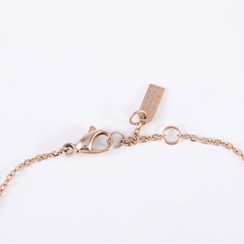 CHANEL 18K玫瑰金鑽石5號鑲鑽手鏈-1