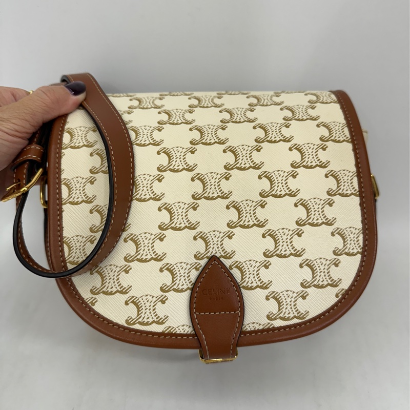 Celine 米白 Medium Folco馬鞍包-0